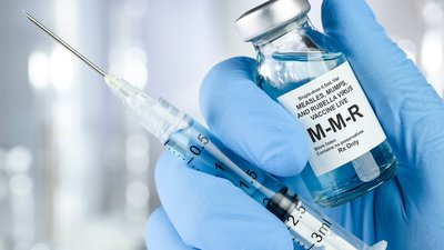 Small drug vial with MMR vaccine